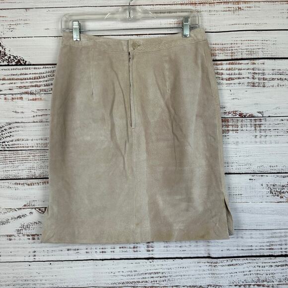 Womens VTG 90s Paul Harris Design Light Brown Tan Suede Leather Mini Skirt 8 - Picture 4 of 6